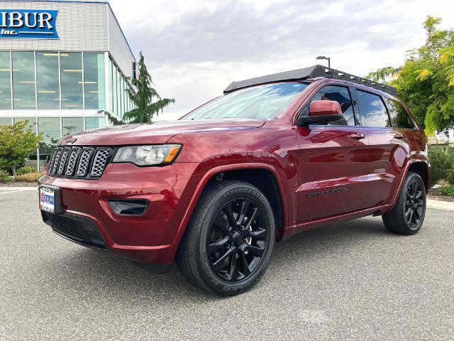 used 2018 Jeep Grand Cherokee car, priced at $17,899