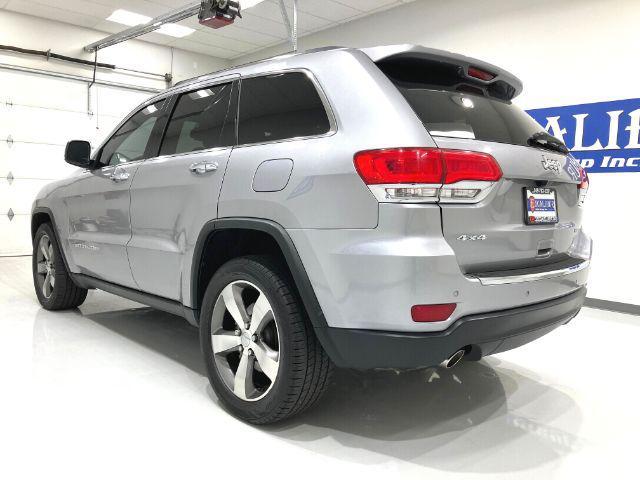 used 2014 Jeep Grand Cherokee car, priced at $11,673