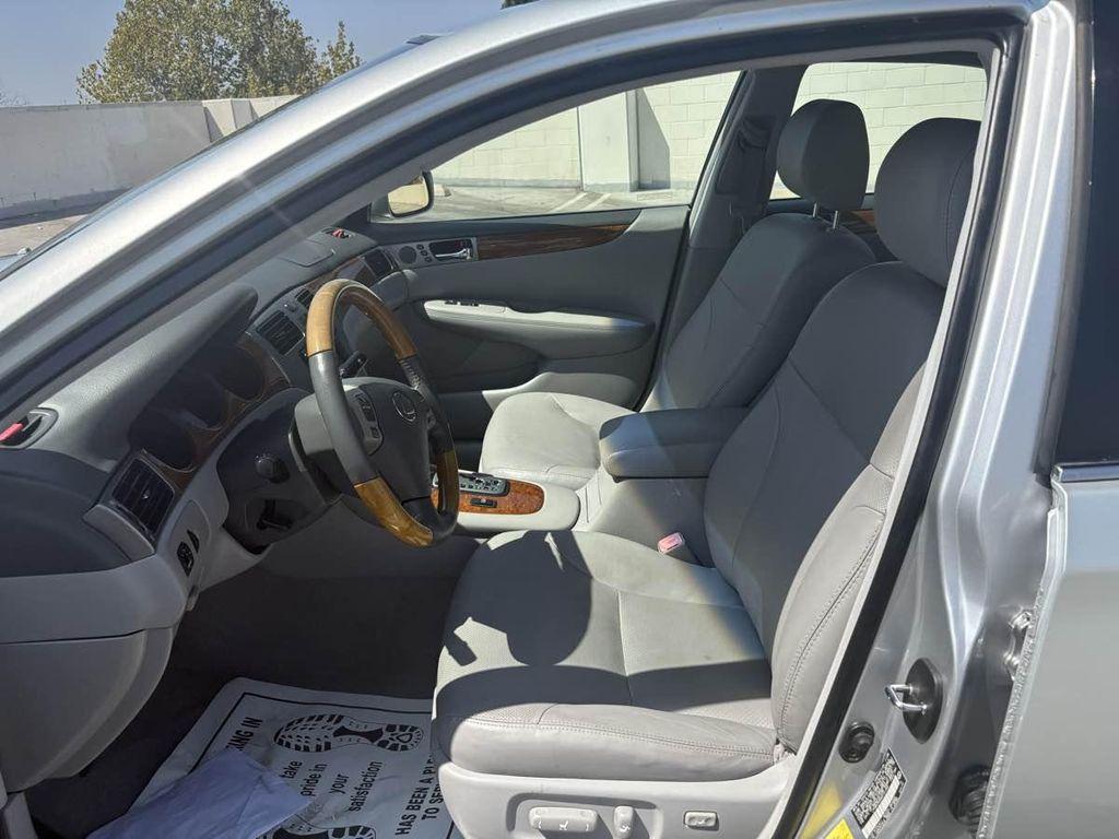 used 2006 Lexus ES 330 car, priced at $15,899