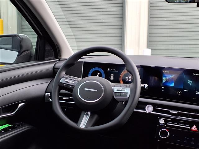 new 2025 Hyundai Tucson car, priced at $32,418
