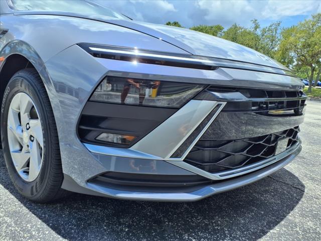 new 2025 Hyundai Sonata car, priced at $27,604