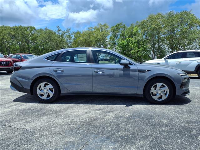 new 2025 Hyundai Sonata car, priced at $27,604