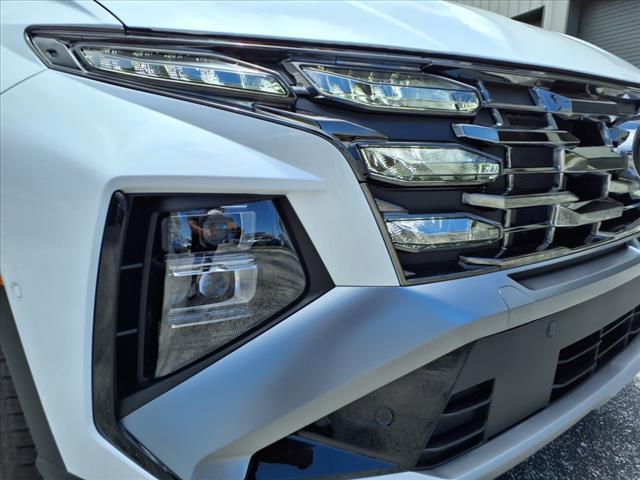 new 2025 Hyundai TUCSON Hybrid car, priced at $42,870
