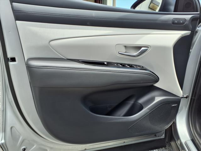 new 2025 Hyundai TUCSON Hybrid car, priced at $42,870