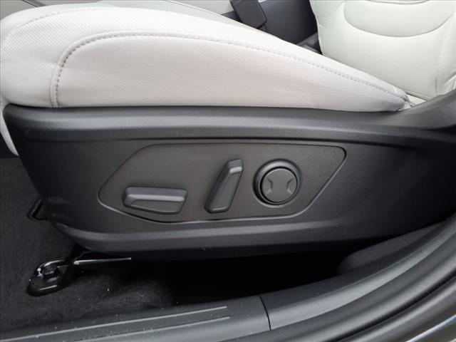 new 2025 Hyundai Tucson car, priced at $31,914
