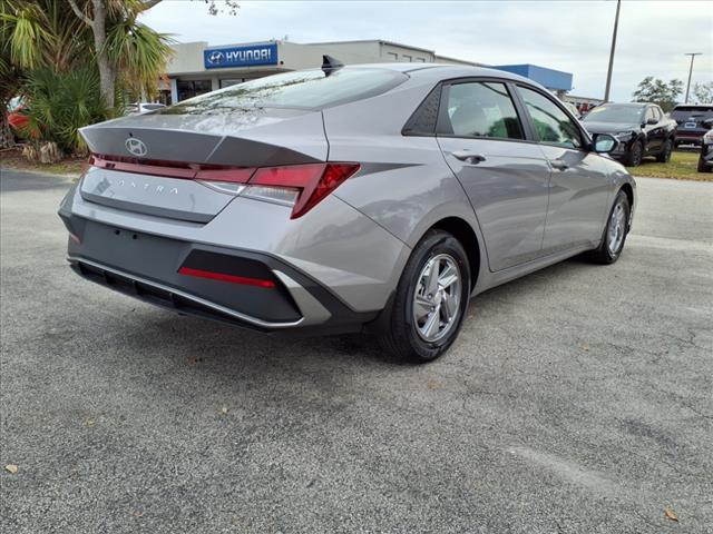 new 2025 Hyundai Elantra car, priced at $23,096