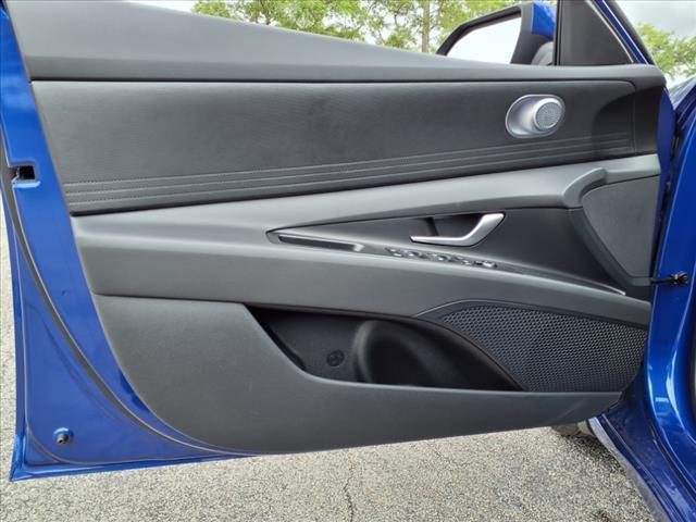new 2025 Hyundai ELANTRA HEV car, priced at $26,574