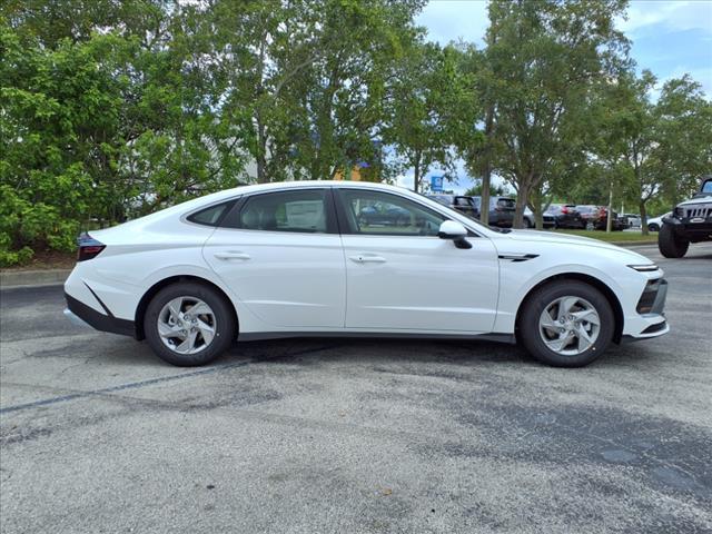 new 2025 Hyundai Sonata car, priced at $28,135