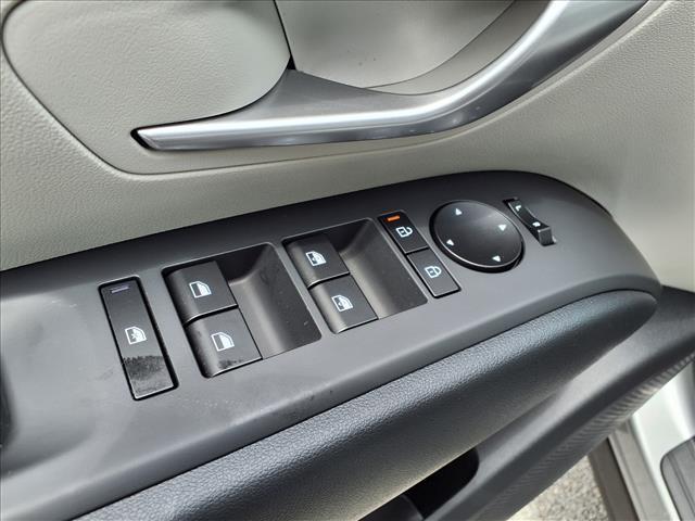 new 2025 Hyundai TUCSON Hybrid car