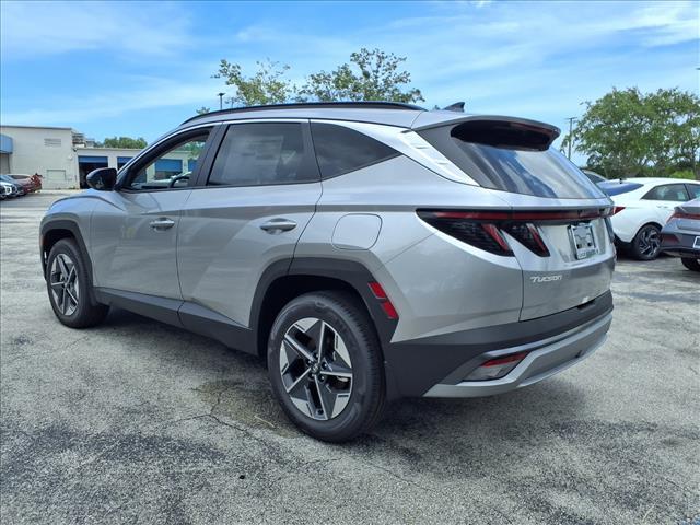 new 2025 Hyundai TUCSON Hybrid car