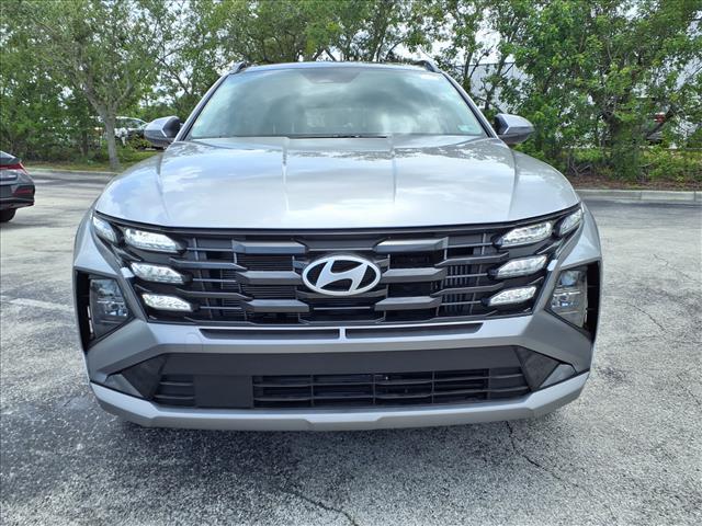 new 2025 Hyundai TUCSON Hybrid car