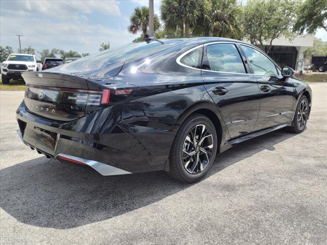 new 2024 Hyundai Sonata car, priced at $28,071