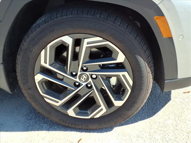 new 2025 Hyundai Tucson car