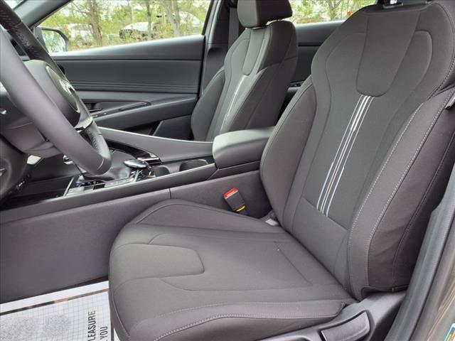 new 2025 Hyundai Elantra car, priced at $28,483