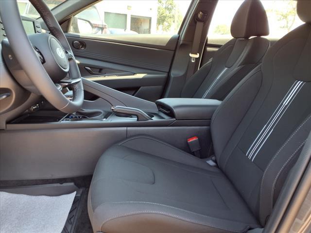 new 2025 Hyundai Elantra car, priced at $24,356