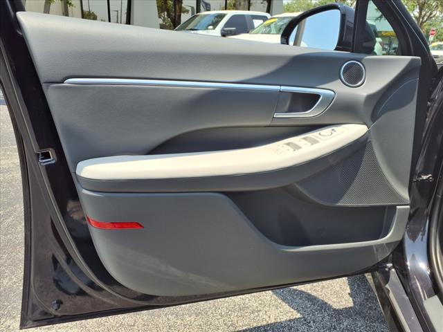 new 2025 Hyundai Sonata car