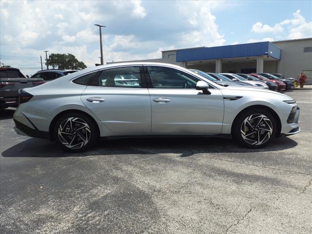 new 2024 Hyundai Sonata car, priced at $31,013