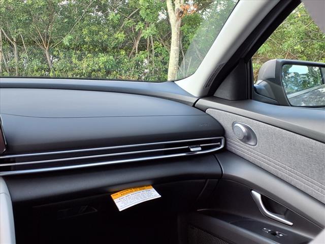 new 2025 Hyundai Elantra car, priced at $27,775