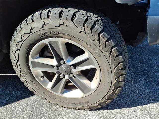 used 2018 Jeep Wrangler Unlimited car, priced at $23,417