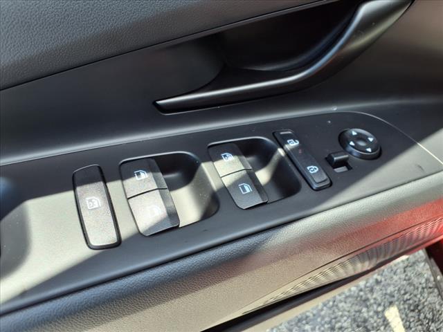 new 2025 Hyundai Elantra car, priced at $30,274
