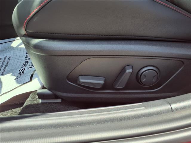 new 2025 Hyundai Elantra car, priced at $30,274