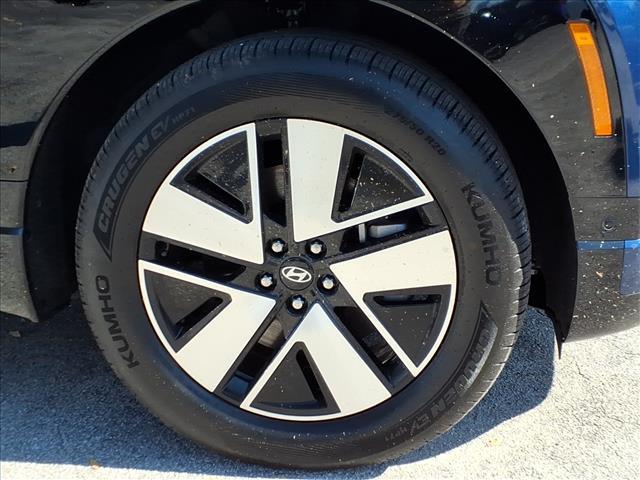 new 2026 Hyundai IONIQ 9 car, priced at $68,860