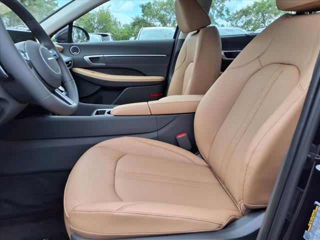 new 2025 Hyundai Sonata Hybrid car, priced at $38,564