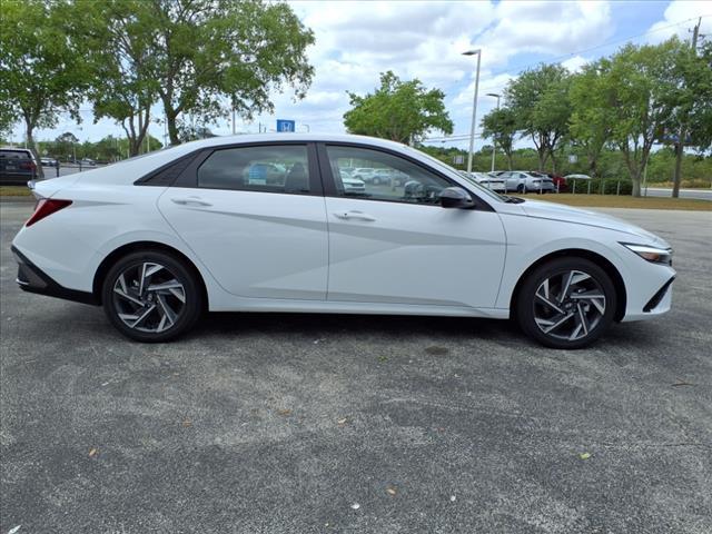 new 2025 Hyundai Elantra car