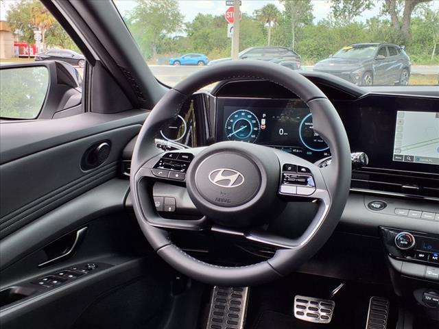 new 2025 Hyundai Elantra car