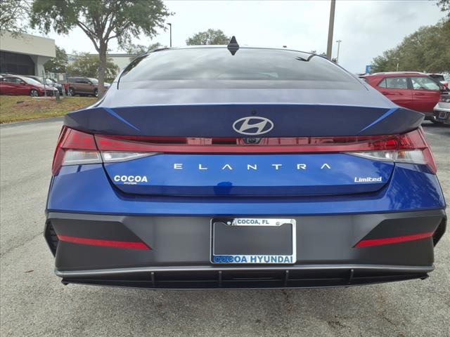 new 2025 Hyundai Elantra car