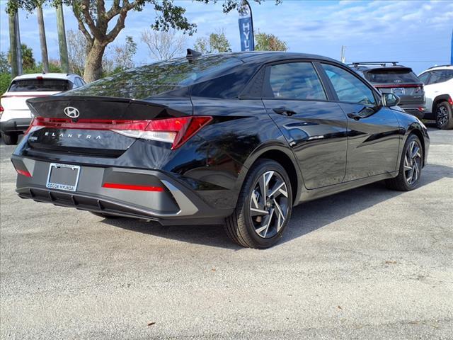 new 2025 Hyundai Elantra car, priced at $23,977