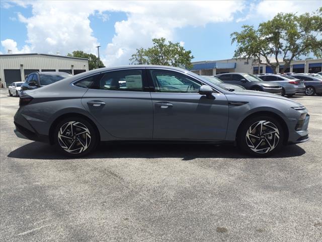 new 2024 Hyundai Sonata car, priced at $31,002