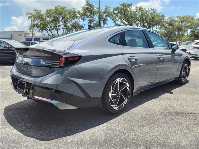 new 2024 Hyundai Sonata car, priced at $31,002