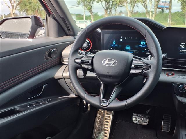 new 2025 Hyundai Elantra car