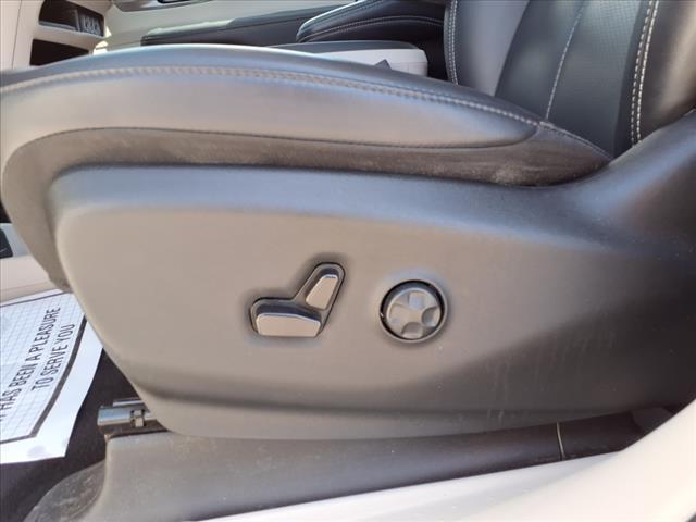 used 2023 Chrysler Pacifica car, priced at $25,937