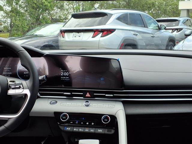new 2025 Hyundai Elantra car, priced at $31,334