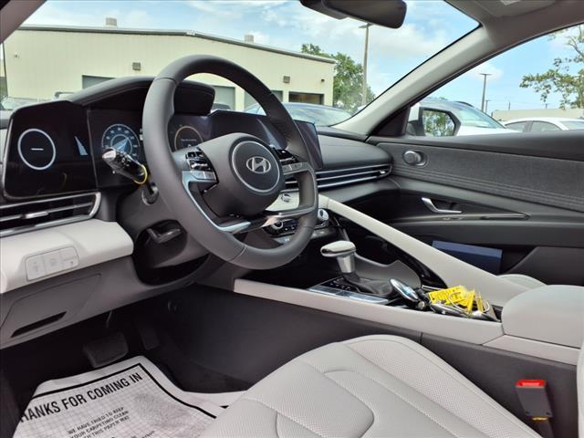 new 2025 Hyundai Elantra car, priced at $31,334