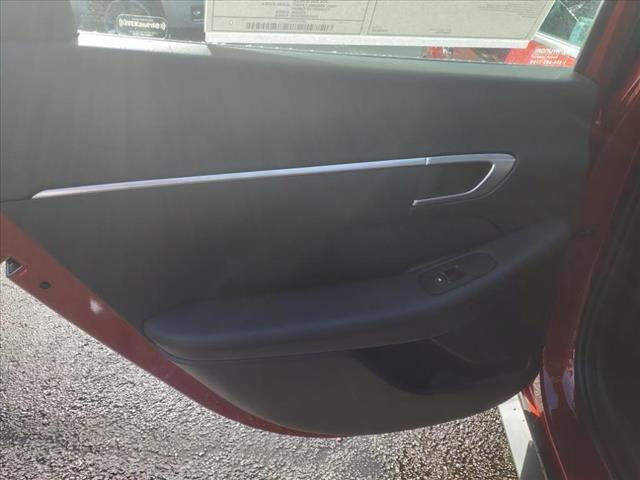 used 2025 Hyundai Sonata car, priced at $23,675