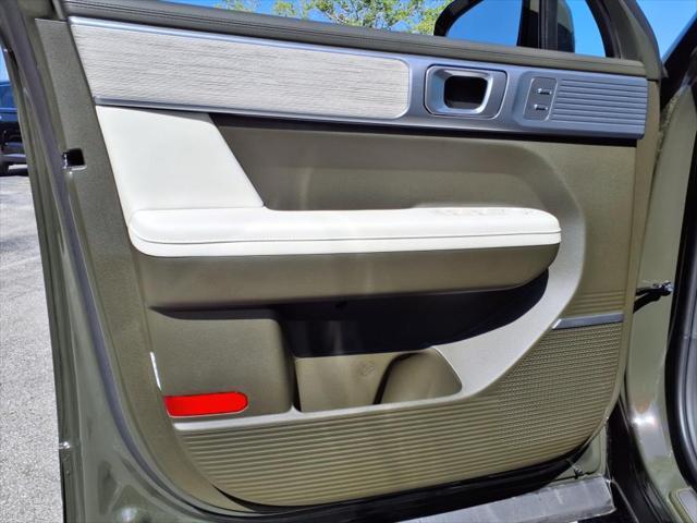 new 2025 Hyundai Santa Fe car, priced at $47,424