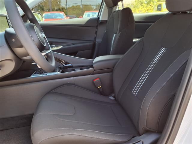 new 2025 Hyundai ELANTRA HEV car, priced at $27,060