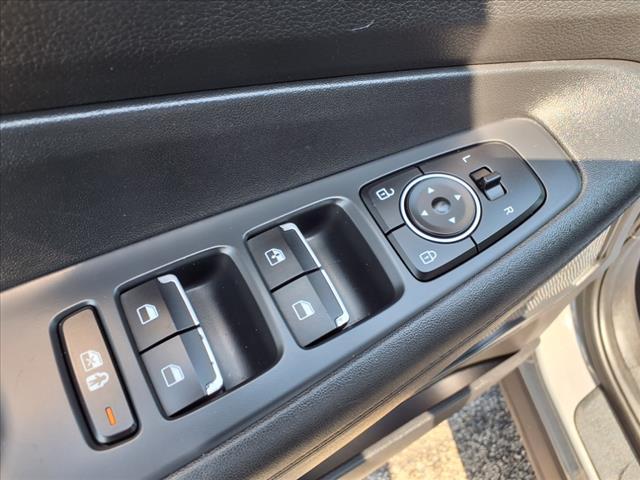 used 2023 Hyundai Santa Fe car, priced at $21,983
