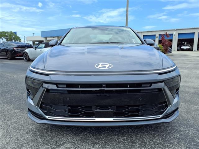 new 2025 Hyundai Sonata Hybrid car, priced at $38,564