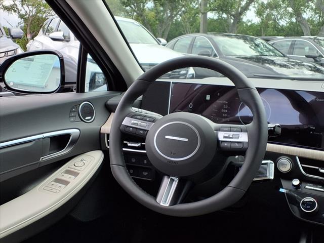 new 2025 Hyundai Sonata Hybrid car, priced at $38,564