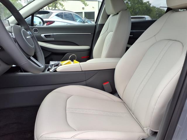 new 2025 Hyundai Sonata Hybrid car, priced at $38,564