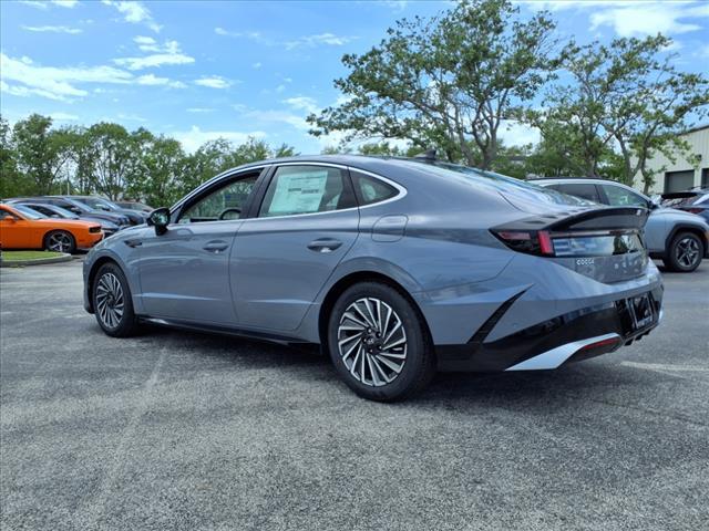 new 2025 Hyundai Sonata Hybrid car, priced at $38,564