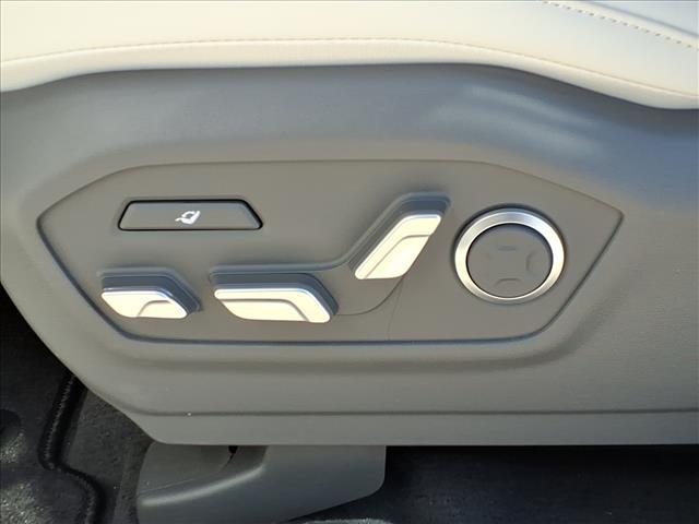 new 2026 Hyundai SANTA FE HEV car, priced at $51,951