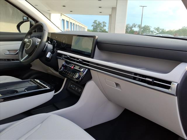 new 2025 Hyundai TUCSON Hybrid car