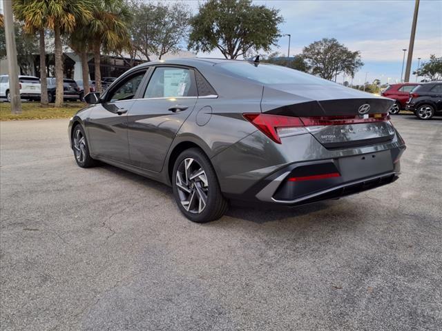 new 2025 Hyundai Elantra car