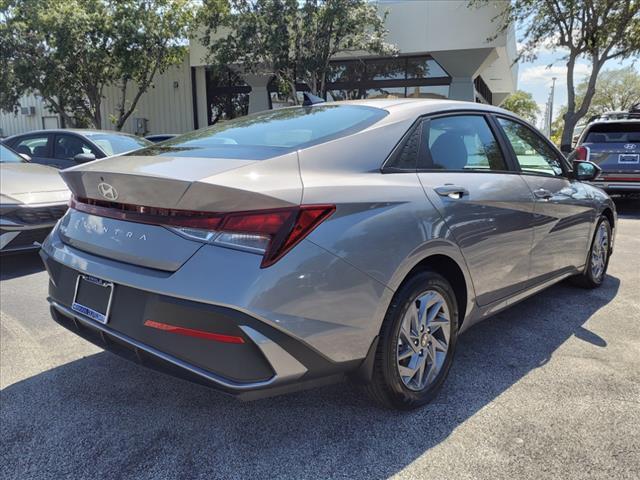 new 2024 Hyundai Elantra car, priced at $24,562