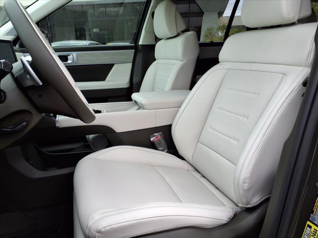 new 2025 Hyundai Santa Fe car, priced at $47,263